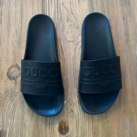 Other - Gucci slides